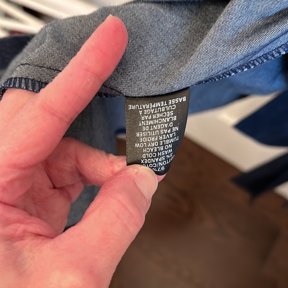 wrap around jean /eyelet lace dress, little floral detail in the top - Picture 6 of 11